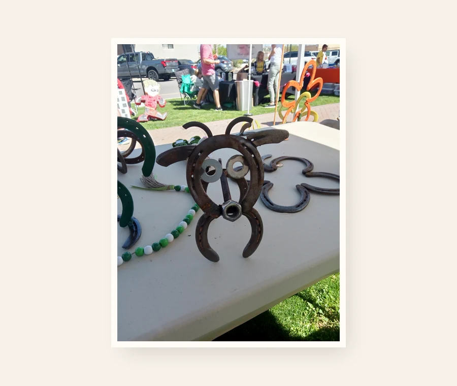 Handmade horseshoe animal sculpture by Rusty Spur Ranch